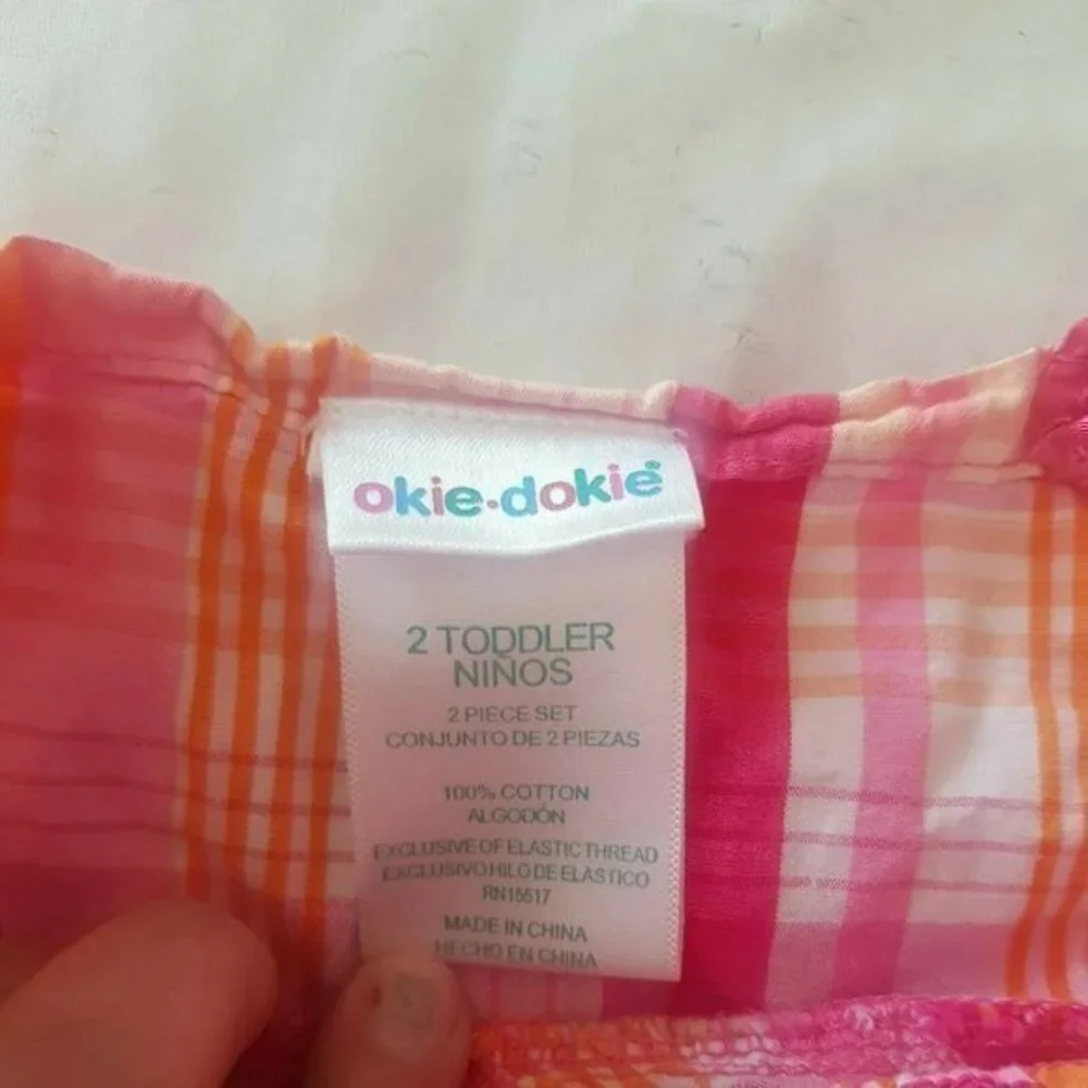 Okie dokie baby girl Plaid Button Stretch Sleevesless Pink Square Size 2T
